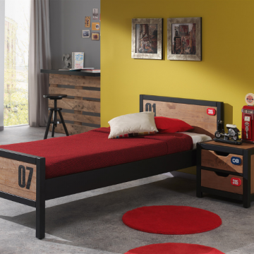 Bett 90x200 cm und Nachttisch Alex Kiefer massiv