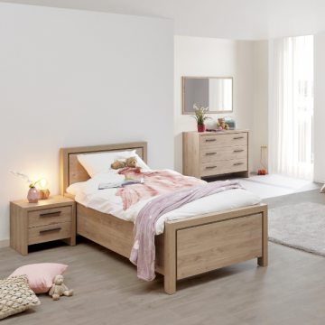Kinderzimmer Lavio: Bett 90x200cm, Nachttisch, Kommode - Eichendekor